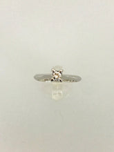 Carica l&#39;immagine nel visualizzatore di Gallery, ANELLO  SOLITARIO DIAMANTE ORO BIANCO