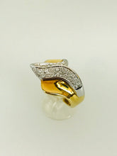 Carica l&#39;immagine nel visualizzatore di Gallery, ANELLO FASCIA DIAMANTI ORO GIALLO E BIANCO