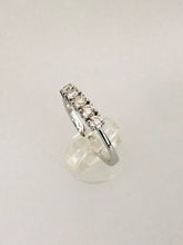 Carica l&#39;immagine nel visualizzatore di Gallery, ANELLO VERETTA DIAMANTI ORO BIANCO