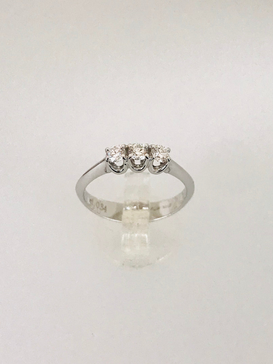 ANELLO TRILOGY DIAMANTI ORO BIANCO