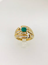 Carica l&#39;immagine nel visualizzatore di Gallery, ANELLO SMERALDO DIAMANTI ORO GIALLO