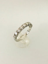 Carica l&#39;immagine nel visualizzatore di Gallery, ANELLO VERETTA DIAMANTI ORO BIANCO