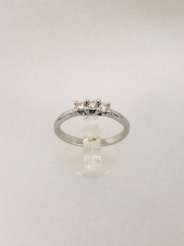 ANELLO TRILOGY DIAMANTI ORO BIANCO