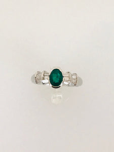 ANELLO SMERALDO E DIAMANTI ORO BIANCO