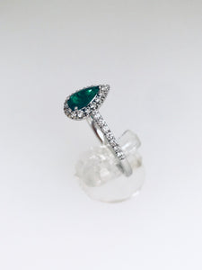ANELLO BOGOTA' ORO BIANCO SMERALDO GOCCIA CT. 0,44