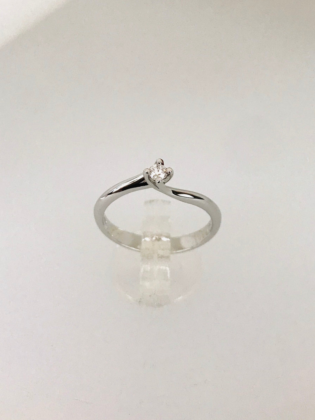 ANELLO SOLITARIO DIAMANTE ORO BIANCO