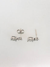 Carica l&#39;immagine nel visualizzatore di Gallery, ORECCHINI DOPPIO PUNTO LUCE DIAMANTI 0,56 ct