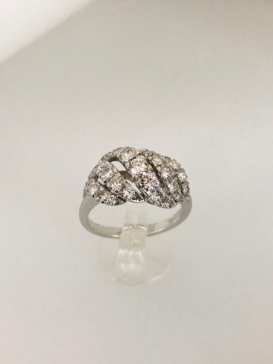 ANELLO FANTASIA DIAMANTI ORO BIANCO