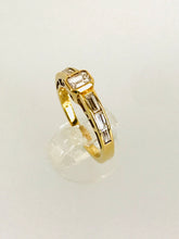 Carica l&#39;immagine nel visualizzatore di Gallery, ANELLO SOLITARIO DIAMANTI ORO GIALLO AE110