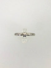 Carica l&#39;immagine nel visualizzatore di Gallery, ANELLO FANTASIA DIAMANTI ORO BIANCO