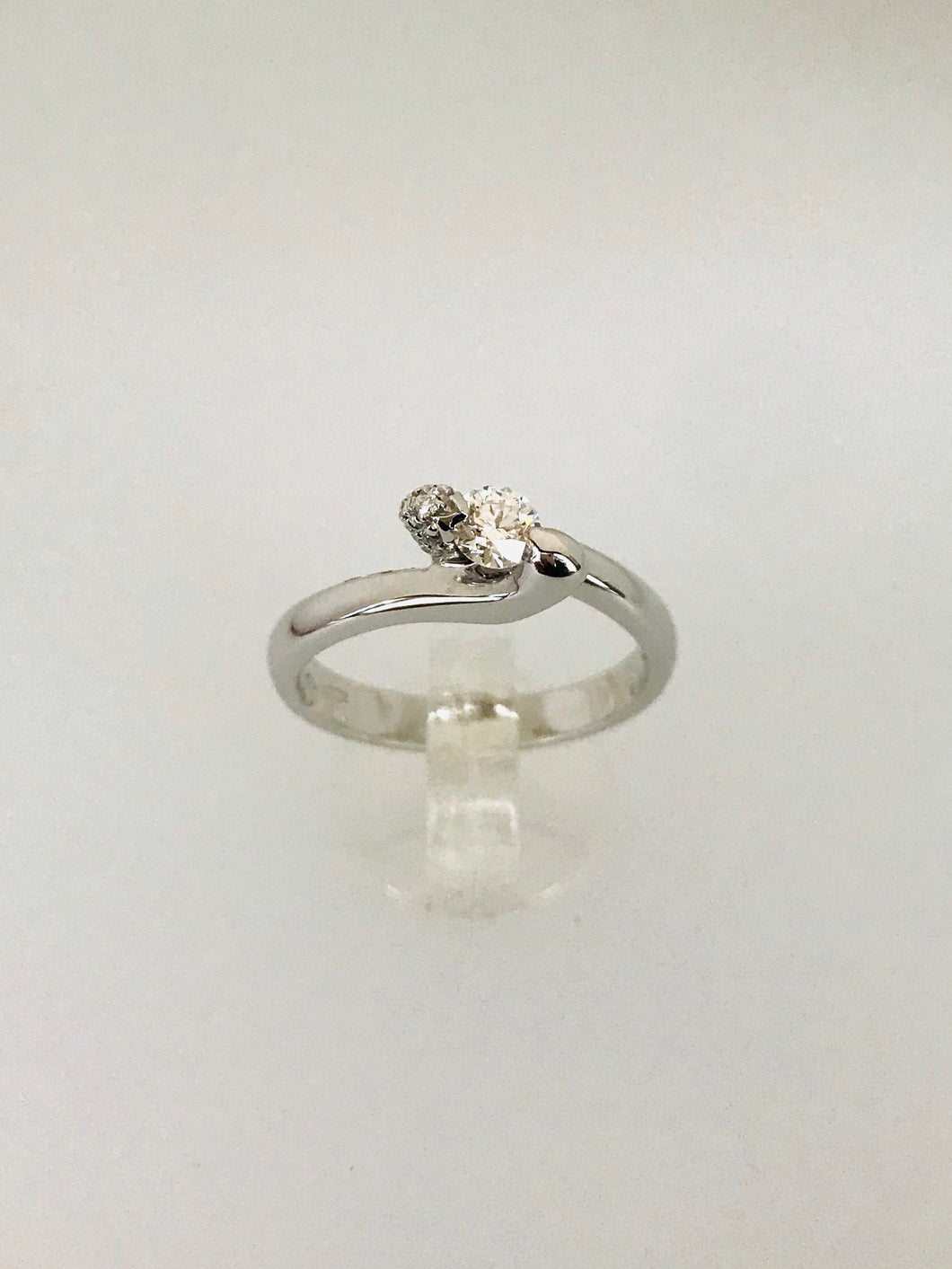 ANELLO SOLITARIO DIAMANTI ORO BIANCO