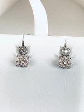 Carica l&#39;immagine nel visualizzatore di Gallery, ORECCHINI DOPPIO PUNTO LUCE DIAMANTI 0,56 ct