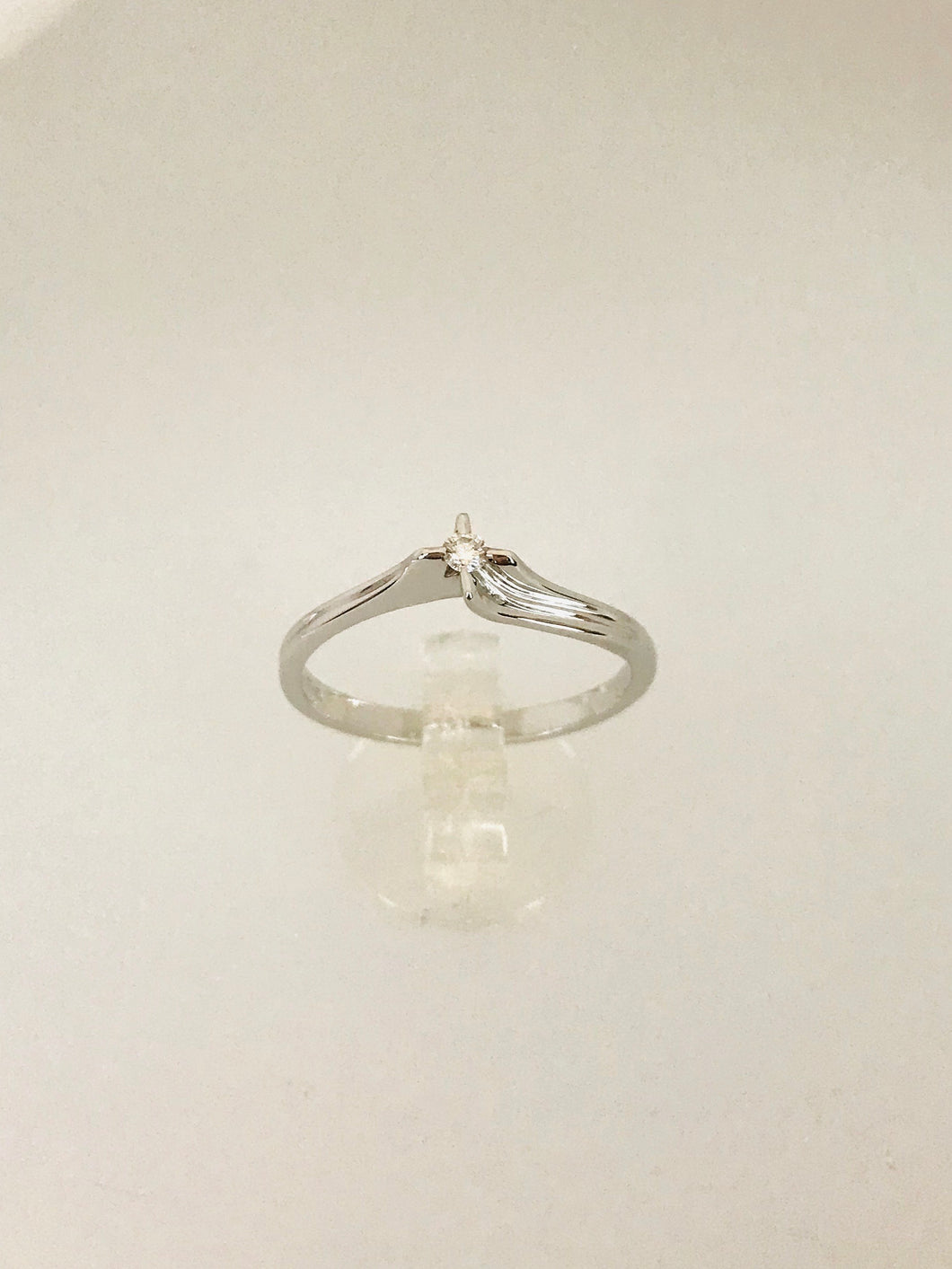 ANELLO SOLITARIO DIAMANTE ORO BIANCO