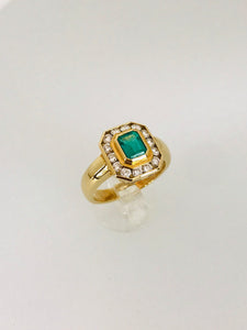 ANELLO SMERALDO DIAMANTI ORO GIALLO