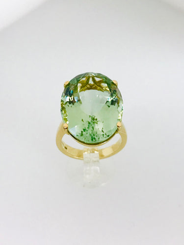 ANELLO CON AMETISTA SU ORO GIALLO FH674