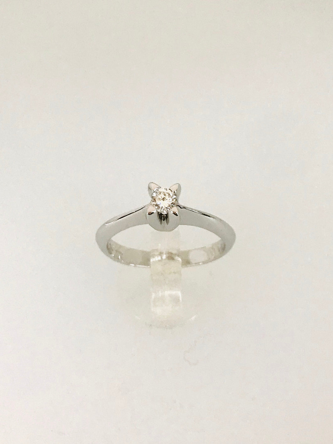 ANELLO  SOLITARIO DIAMANTE ORO BIANCO