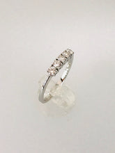 Carica l&#39;immagine nel visualizzatore di Gallery, ANELLO VERETTA DIAMANTI ORO BIANCO