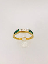 Carica l&#39;immagine nel visualizzatore di Gallery, ANELLO SMERALDO DIAMANTI ORO GIALLO
