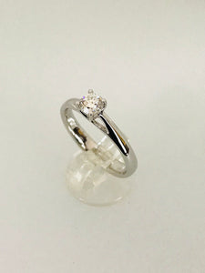 ANELLO SOLITARIO DIAMANTE ORO BIANCO