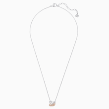 Carica l&#39;immagine nel visualizzatore di Gallery, PENDENTE SWAROVSKI ICONIC SWAN, MULTICOLORE, PLACCATURA RODIO